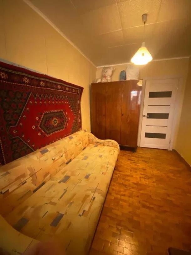 Квартира, 3-кімн., Харьков, Защитников Украины метро, Героев Харькова пр-т