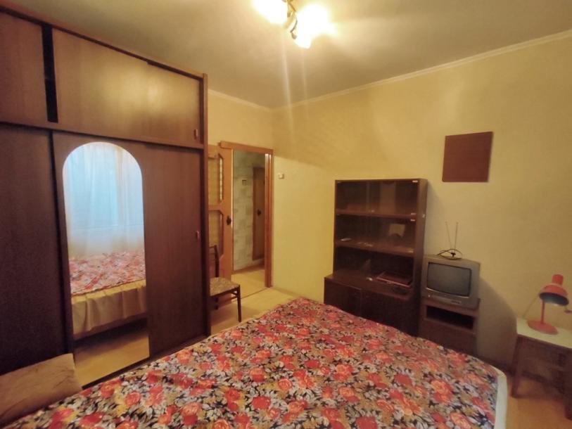 Квартира, 2-кімн., Харьков, 608м/р, Гвардейцев Широнинцев