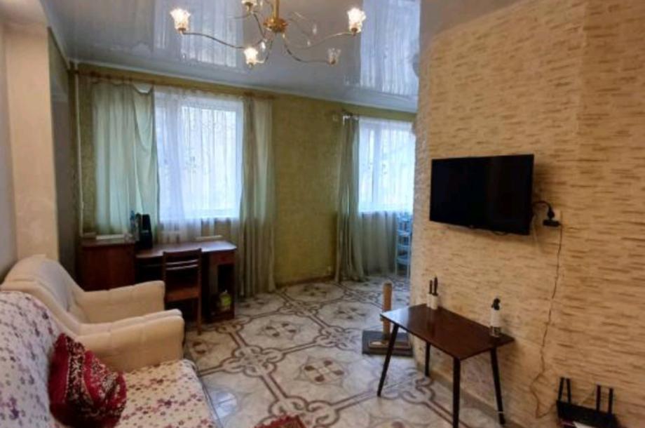 Квартира, 3-кімн., Харьков, Павлово Поле, Деревянко