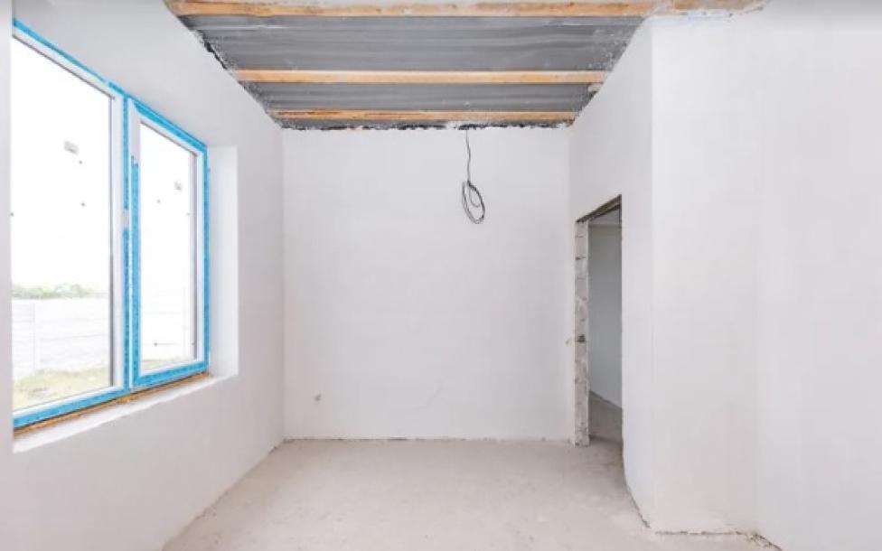 Дом, 4-кімн., Харьков, Большая Даниловка