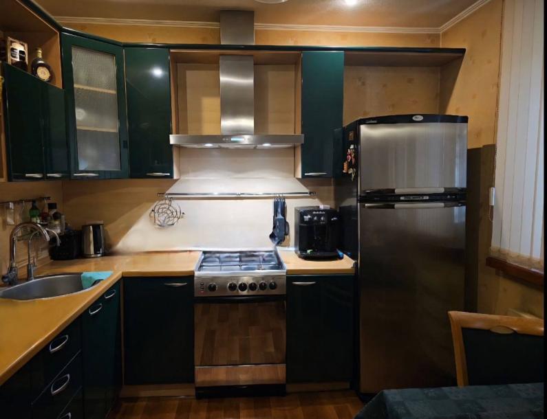 Дом, 4-кімн., Харьков, Аэропорт