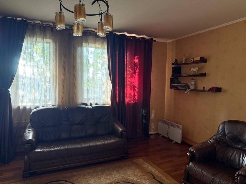 Дом, 4-кімн., Харьков, Аэропорт