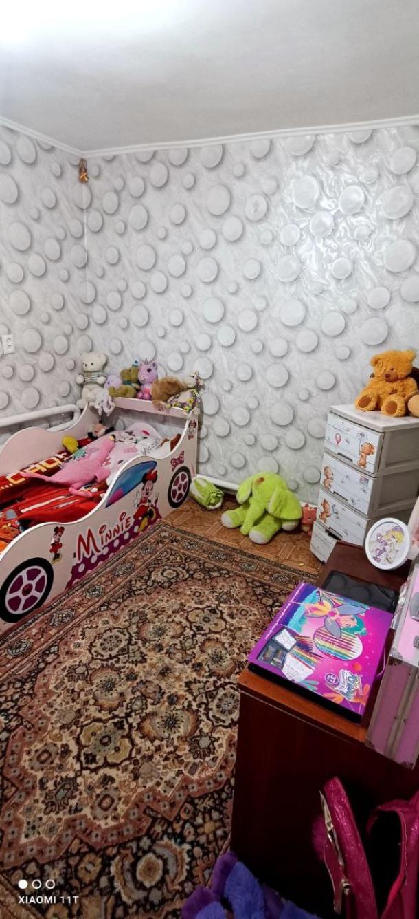 Дом, 3-кімн., Чугуев, Чугуевский район