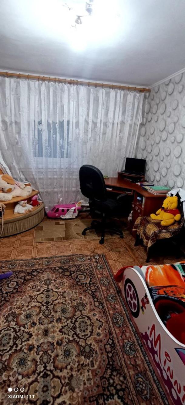 Дом, 3-кімн., Чугуев, Чугуевский район