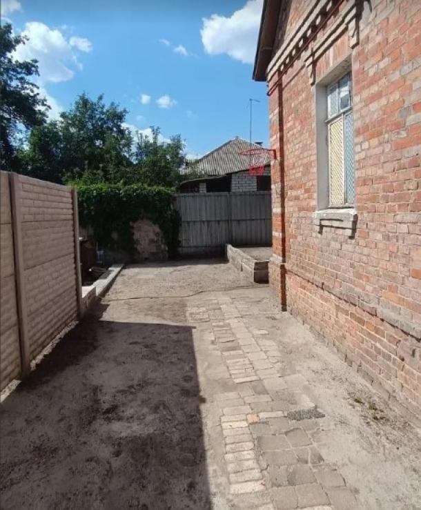 Дом, 3-кімн., Харьков, Спортивная метро