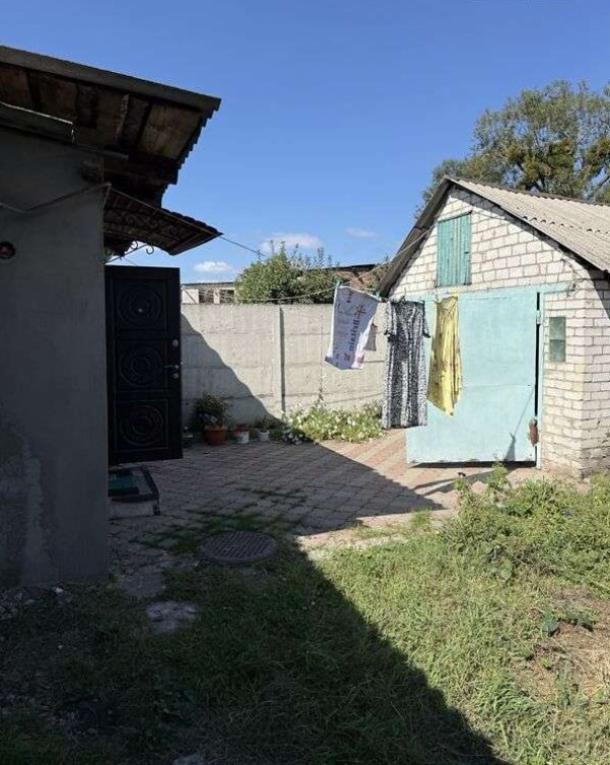 Дом, 2-кімн., Харьков, Новоселовка