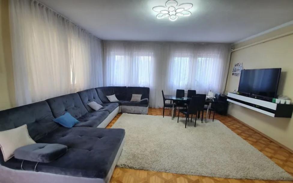 Дом, 5-кімн., Харьков, Центр