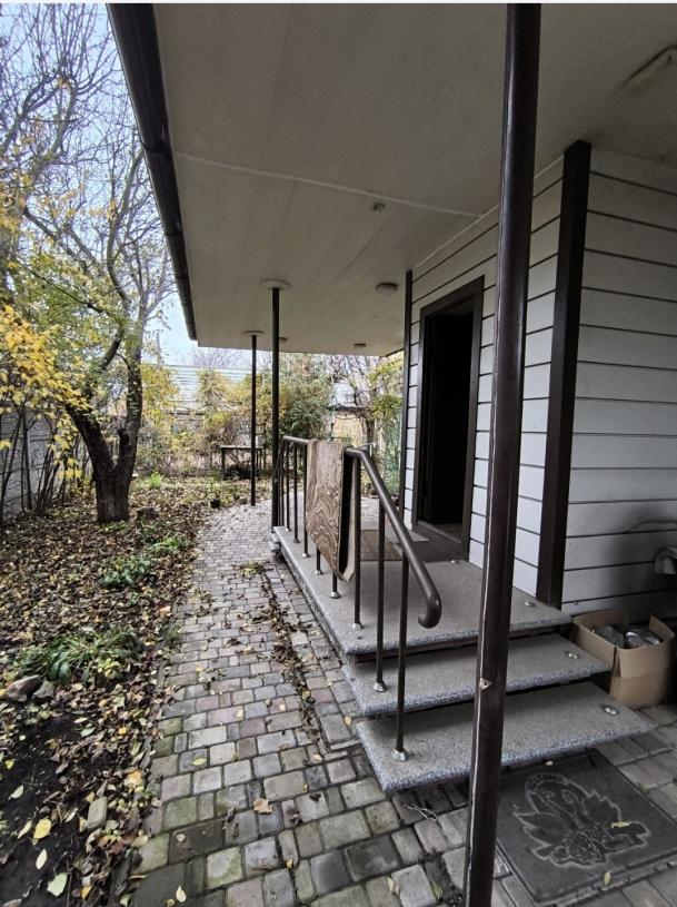 Дом, 5-кімн., Дергачи, Харьковский район