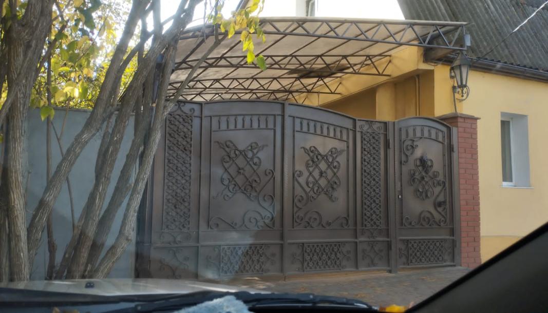 Дом, 6-кімн., Харьков, Павловка