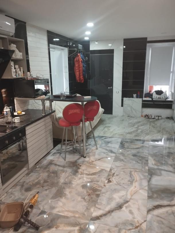 Дом, 6-кімн., Харьков, Павловка