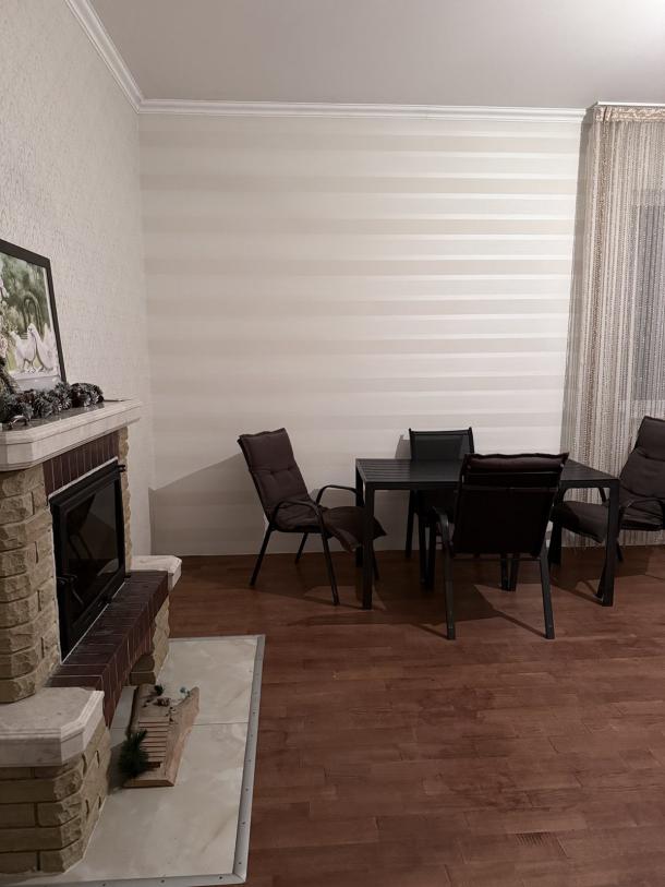 Дом, 6-кімн., Харьков, Павловка