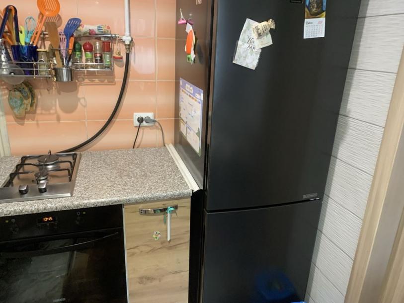 Дом, 6-кімн., Чугуев, Чугуевский район