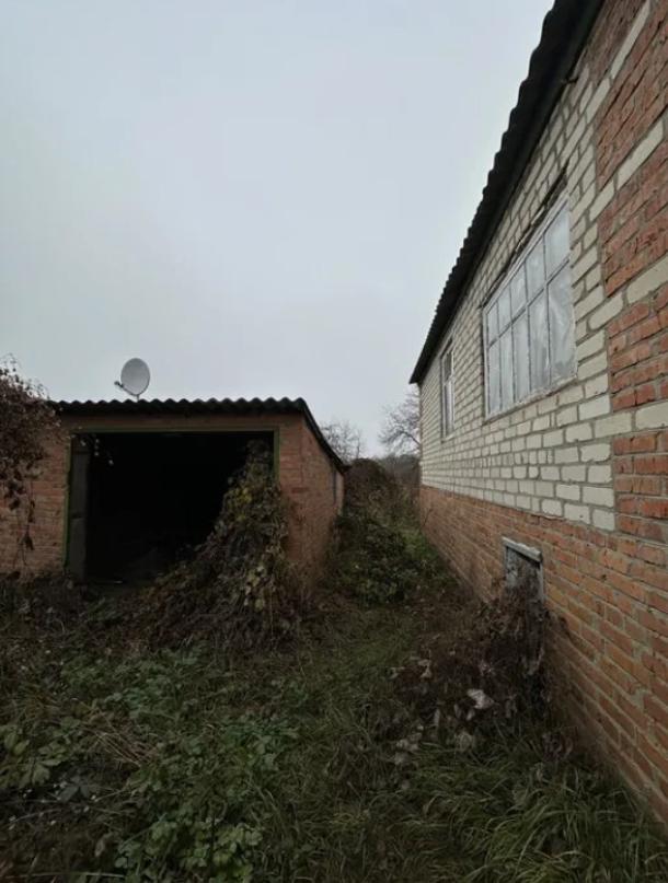 Дом, 6-кімн., Харьков, Ледное