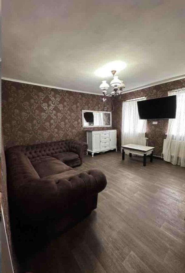 Дом, 2-кімн., Харьков, Песочин