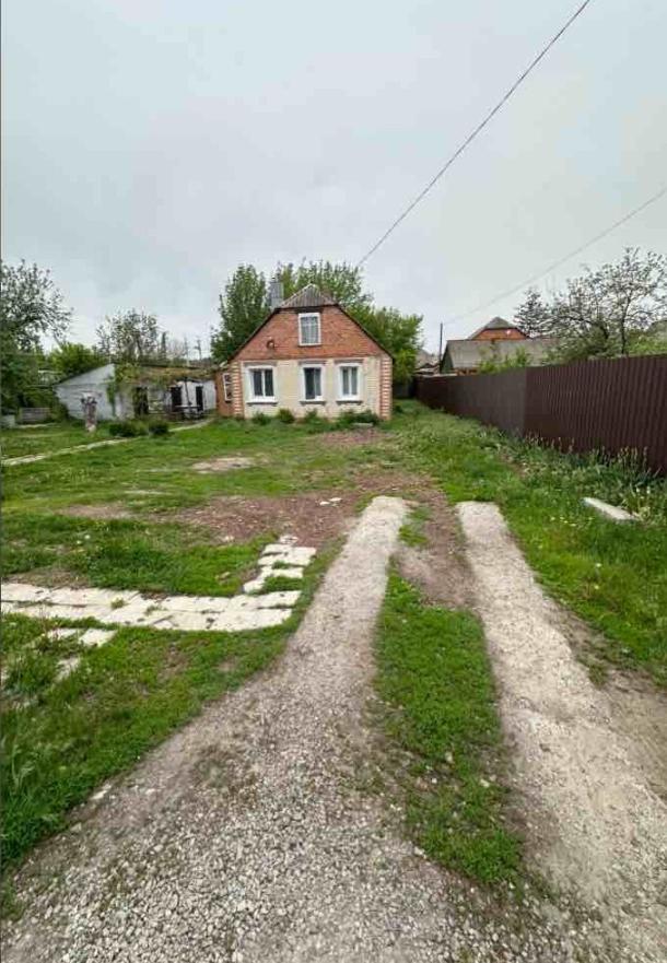 Дом, 2-кімн., Харьков, Песочин
