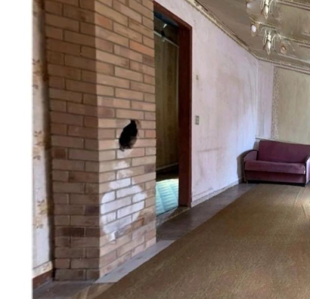 Дом, 6-кімн., Харьков, Песочин