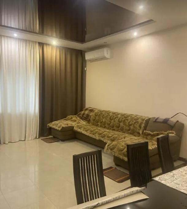 Дом, 3-кімн., Харьков, ХТЗ