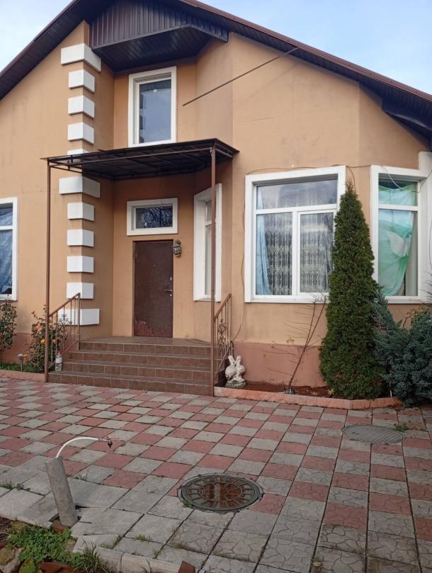 Дом, 3-кімн., Харьков, Холодная Гора