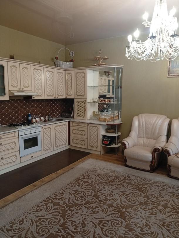 Дом, 3-кімн., Харьков, Холодная Гора