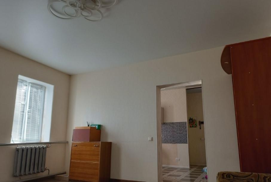 Дом, 4-кімн., Золочев, Богодуховский район