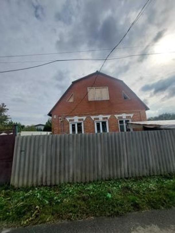 Дом, 6-кімн., Дергачи, Харьковский район