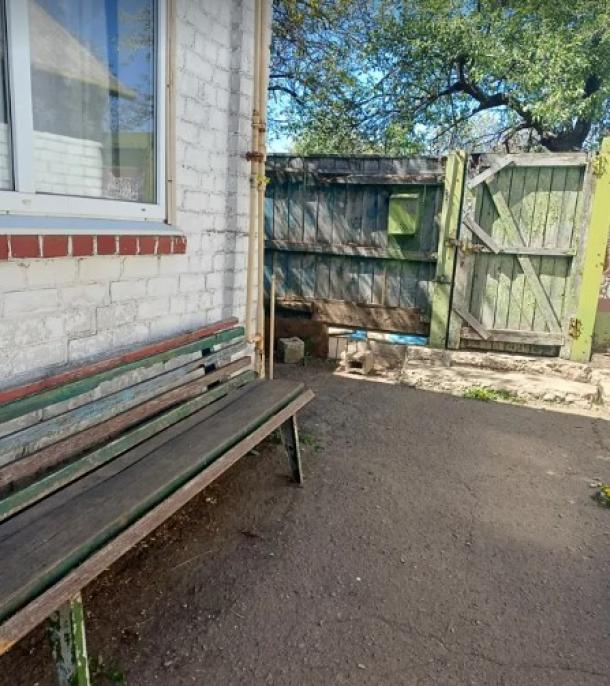 Дом, 3-кімн., Харьков, Ледное