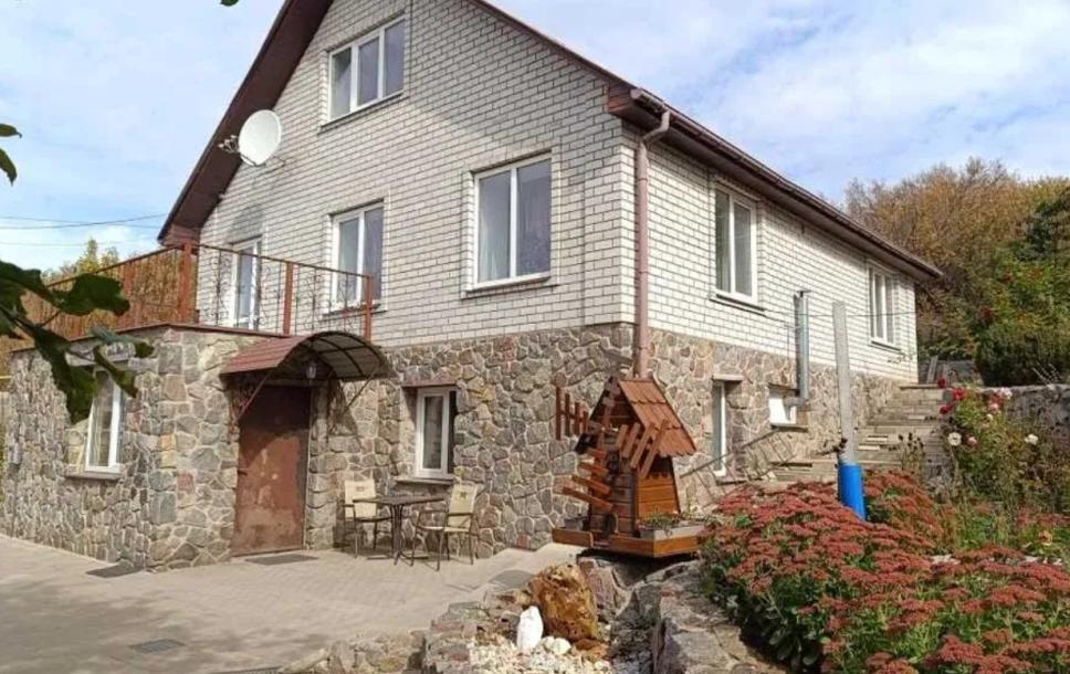 Дом, 6-кімн., Чугуев, Чугуевский район