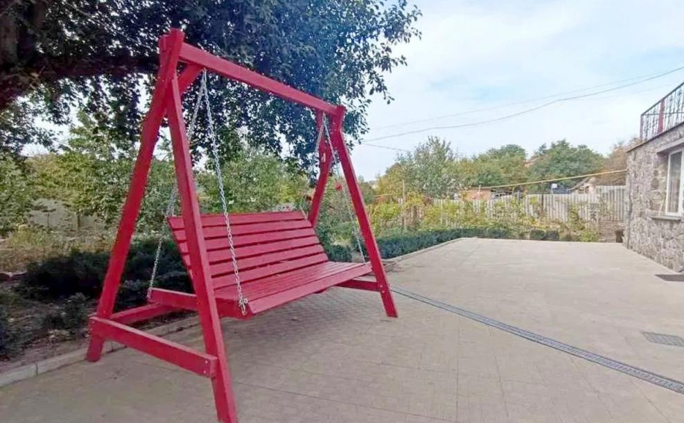 Дом, 6-кімн., Чугуев, Чугуевский район