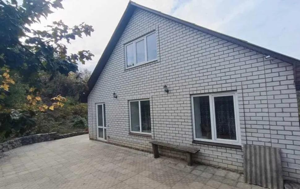 Дом, 6-кімн., Чугуев, Чугуевский район