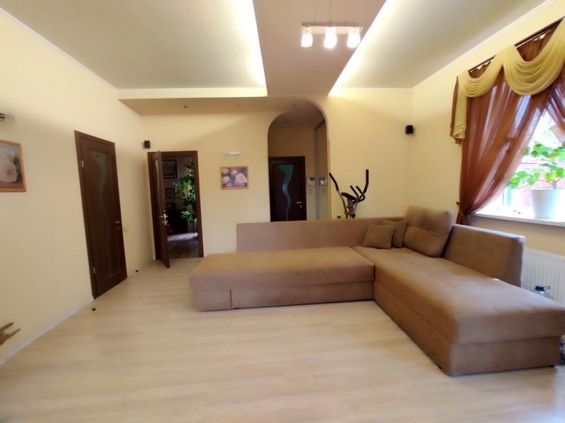 Элитный дом, 4-кімн., Харьков, Кирова поселок