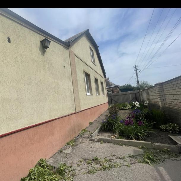 Дом, 4-кімн., Дергачи, Харьковский район