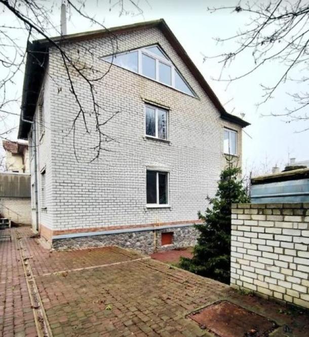 Дом, 4-кімн., Харьков, Большая Даниловка