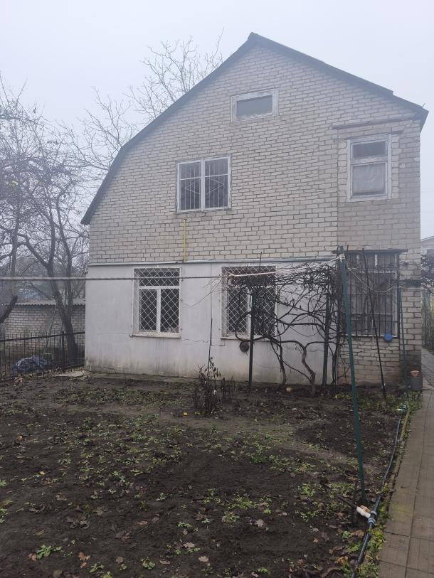 Дача, 3-кімн., Харьков, Песочин