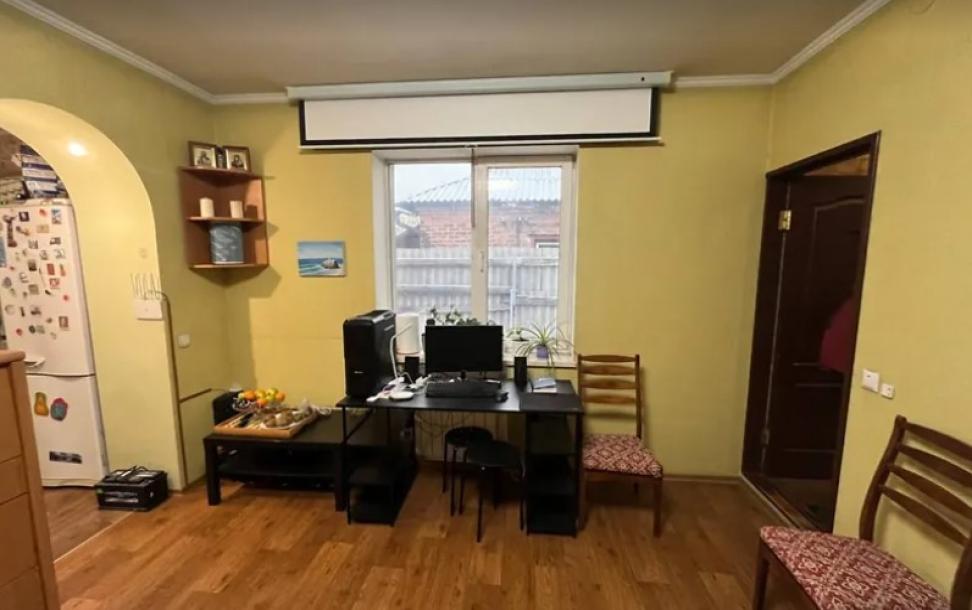 Дом, 2-кімн., Харьков, Тюринка