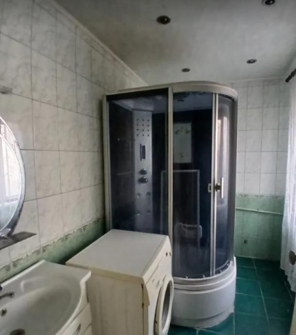 Дом, 5-кімн., Харьков, Большая Даниловка