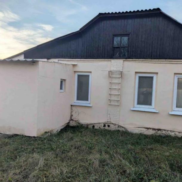 Дом, 4-кімн., Харьков, Основа