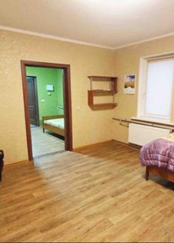 Дом, 4-кімн., Харьков, Основа