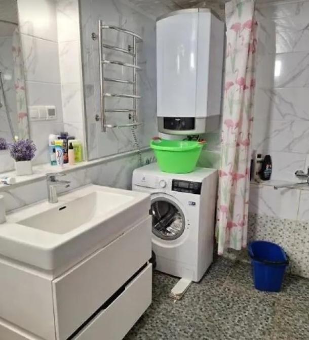 Дом на 2 входа, 4-кімн., Харьков, Ледное