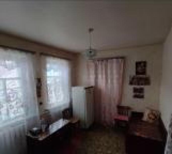 Дом, 4-кімн., Харьков, Песочин