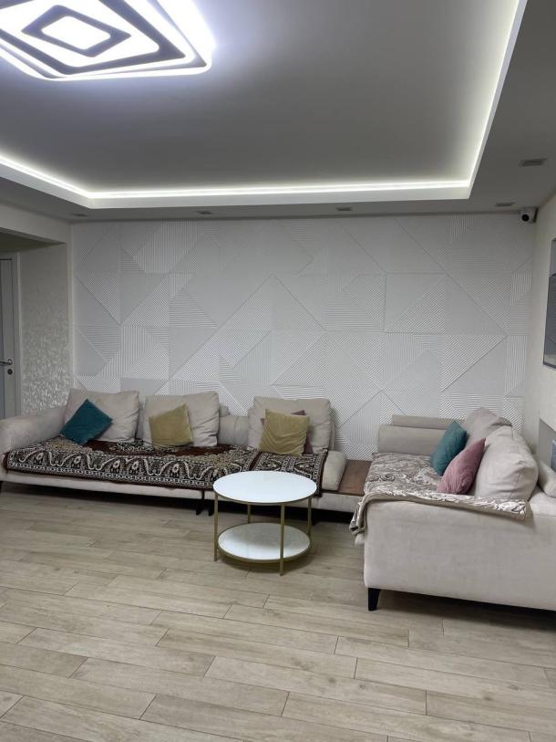 Дом, 5-кімн., Харьков, Одесская