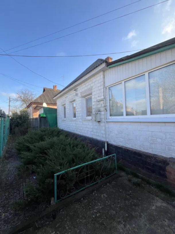 Дом, 3-кімн., Змиев, Чугуевский район