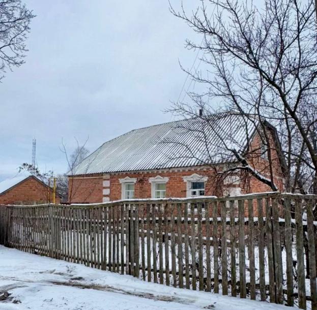 Дом, 4-кімн., Люботин, Харьковский район
