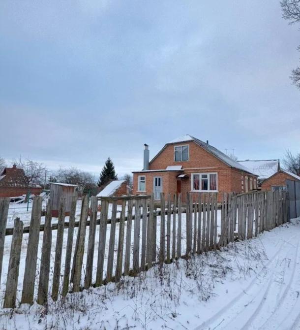 Дом, 4-кімн., Люботин, Харьковский район