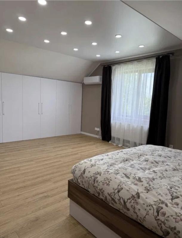 Дом, 3-кімн., Харьков, Большая Даниловка