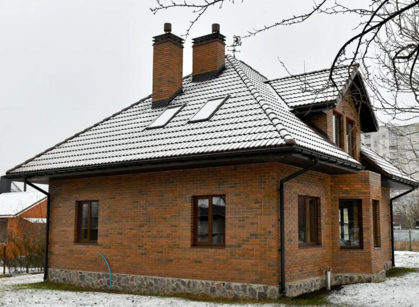 Дом, 4-кімн., Харьков, Салтовка