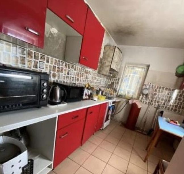 Дом, 6-кімн., Харьков, Тюринка