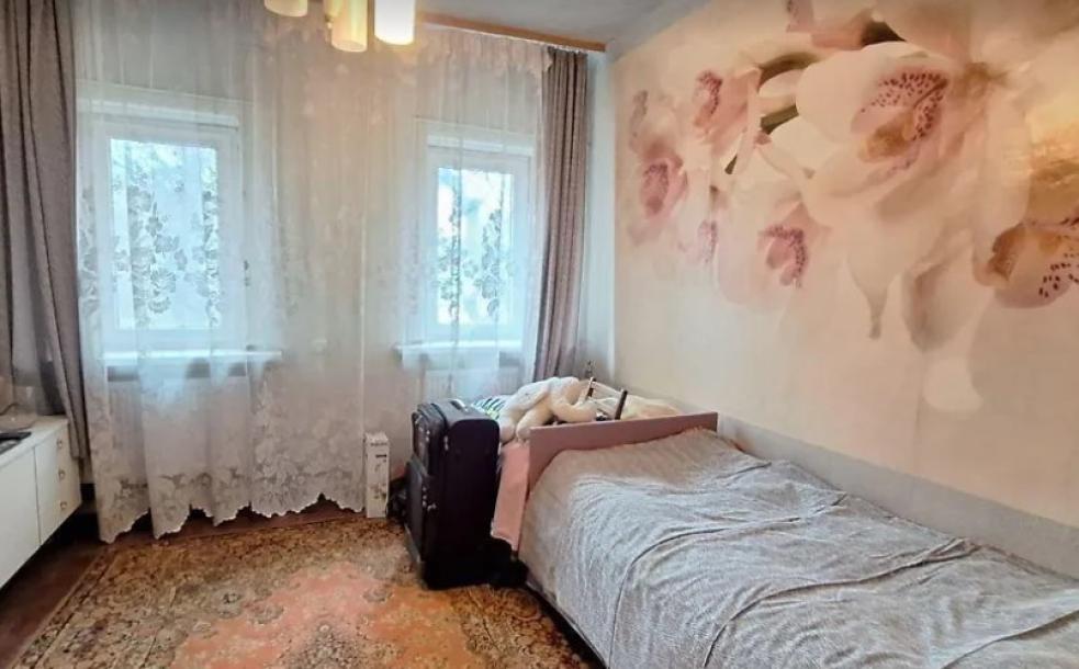 Дом, 4-кімн., Харьков, Одесская