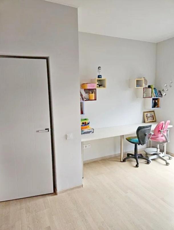 Дом, 3-кімн., Харьков, Павленки