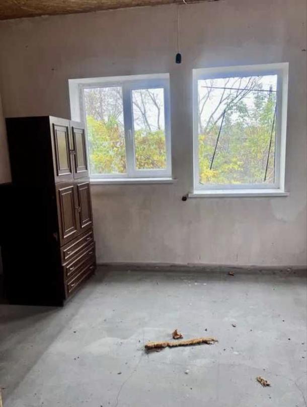 Дом, 2-кімн., Харьков, Новожаново