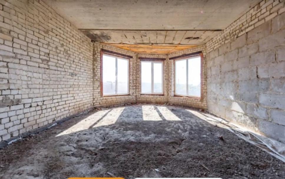 Дом, 5-кімн., Харьков, Новозападный